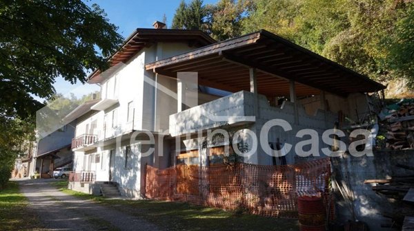 casa indipendente in vendita a Bagolino in zona Ponte Caffaro