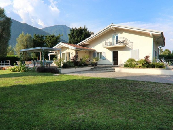 casa indipendente in vendita a Bagolino