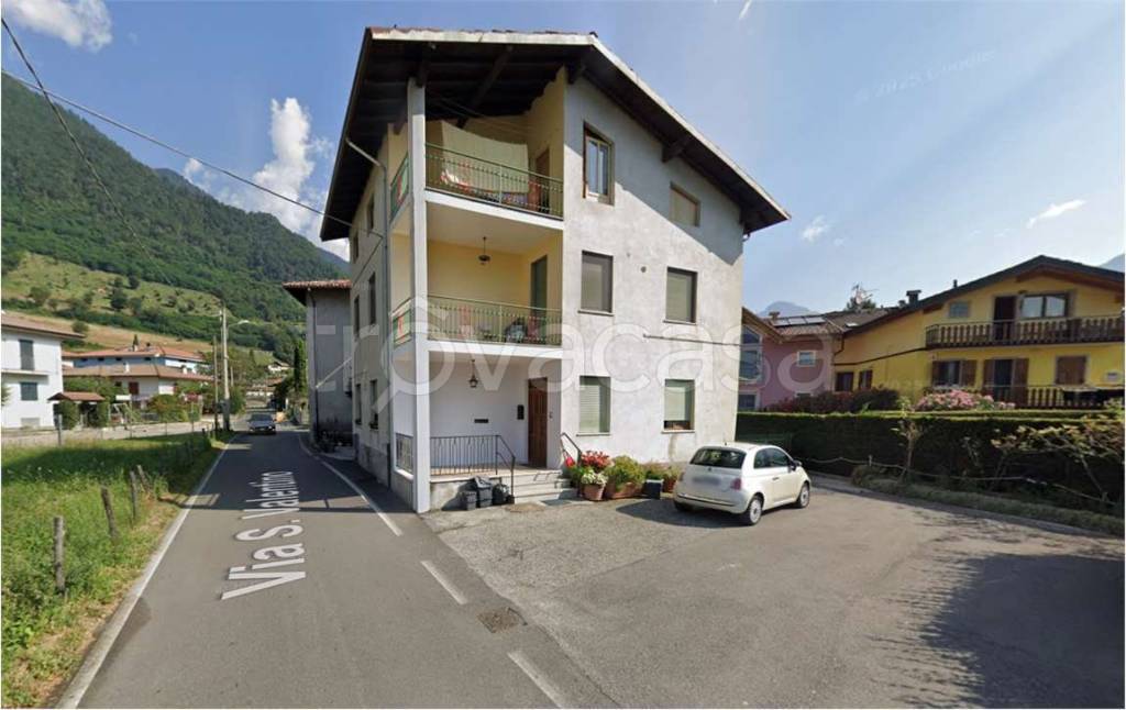 appartamento in vendita a Bagolino in zona Ponte Caffaro