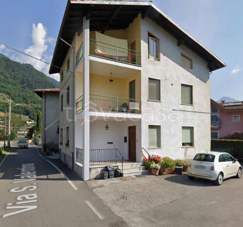 appartamento in vendita a Bagolino in zona Ponte Caffaro