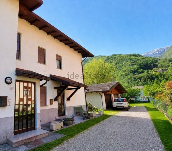 casa indipendente in vendita a Bagolino in zona Ponte Caffaro