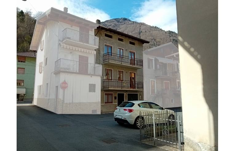 casa indipendente in vendita a Bagolino in zona Ponte Caffaro