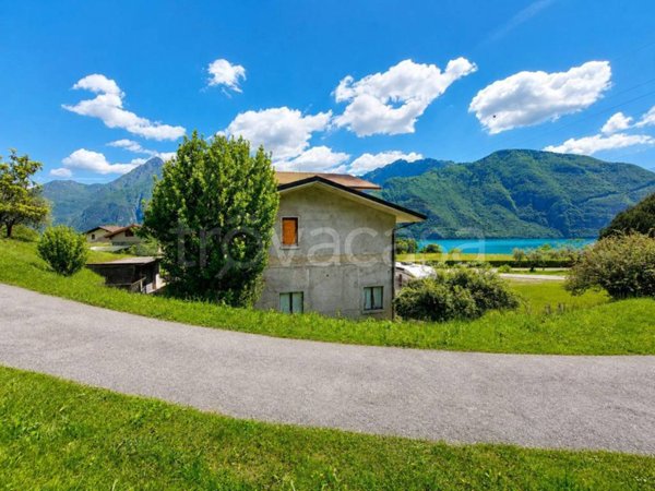 casa indipendente in vendita a Bagolino in zona Ponte Caffaro