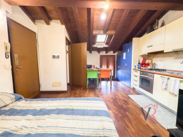 appartamento in vendita a Barbariga in zona Frontignano