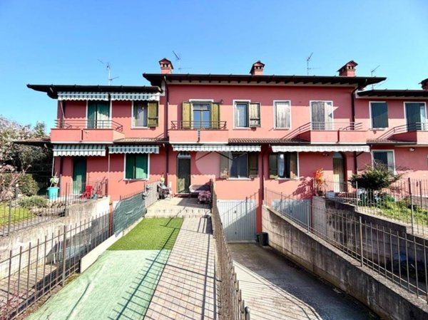 casa indipendente in vendita a Barbariga