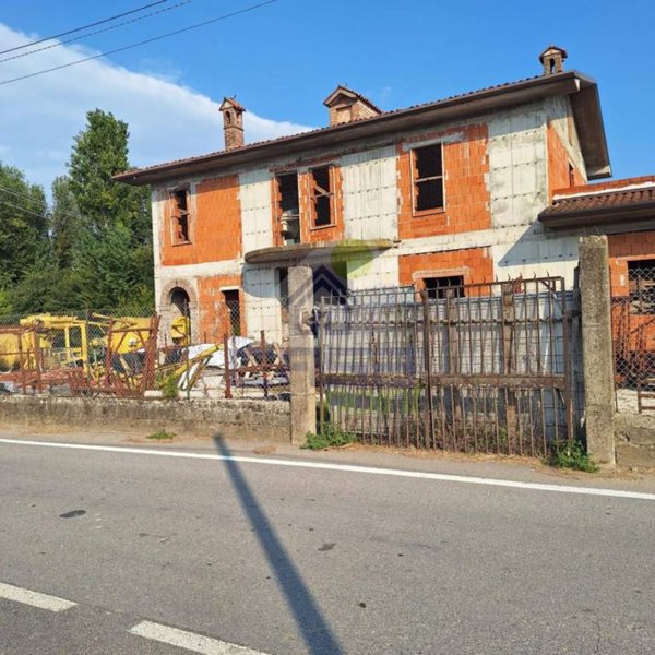 casa indipendente in vendita a Barbariga