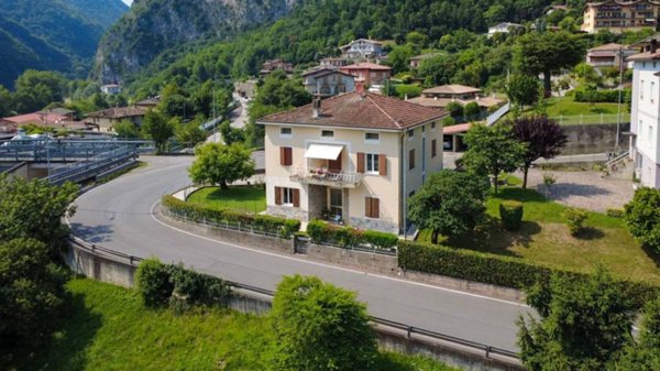 casa indipendente in vendita a Barghe in zona Fossane