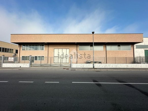 ufficio in vendita a Bassano Bresciano