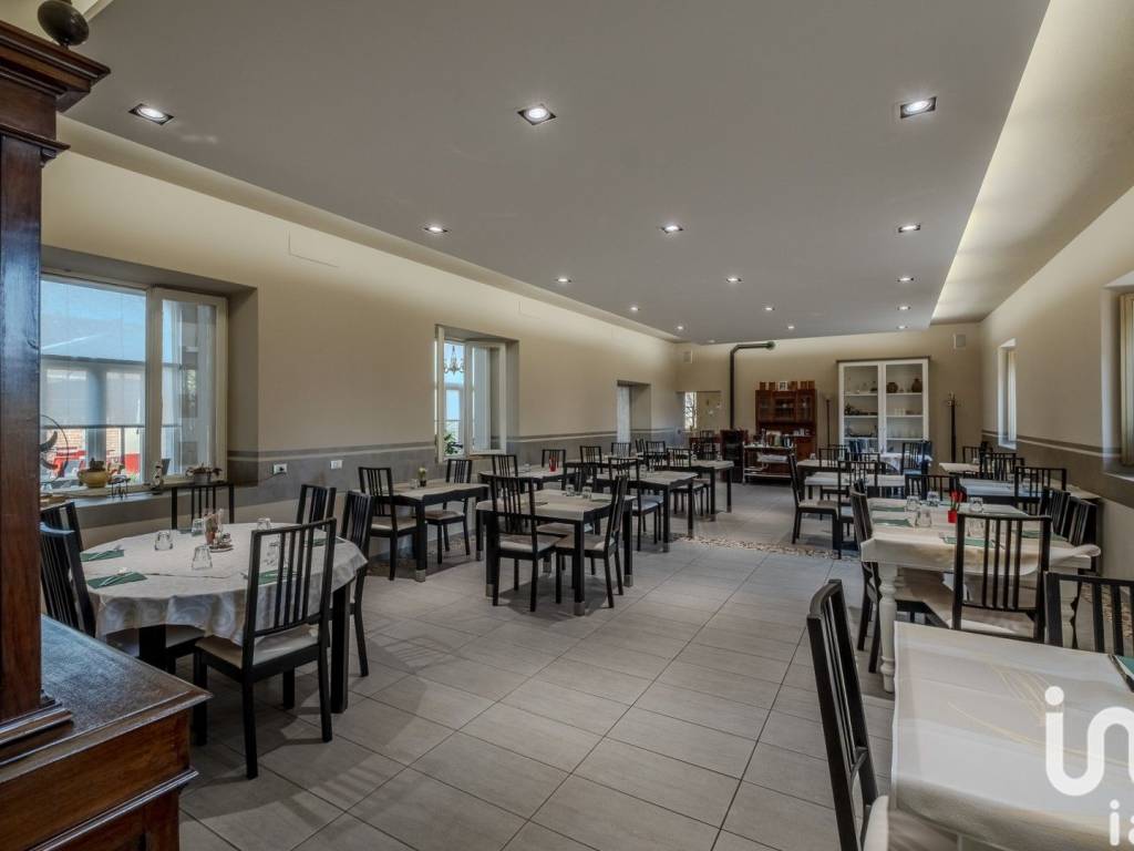 negozio in vendita a Bassano Bresciano