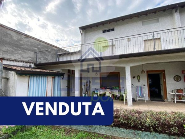 casa indipendente in vendita a Bassano Bresciano