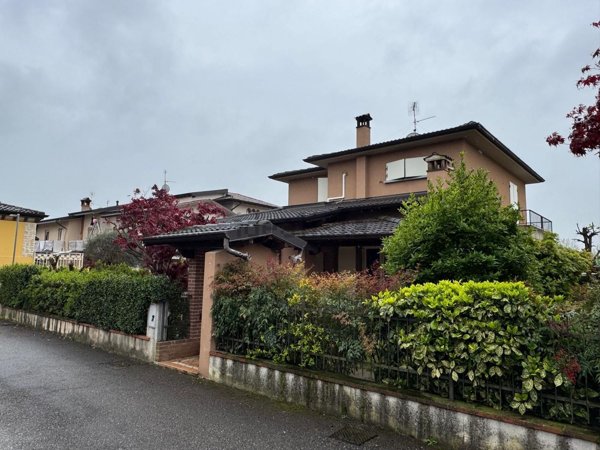 casa indipendente in vendita a Bassano Bresciano
