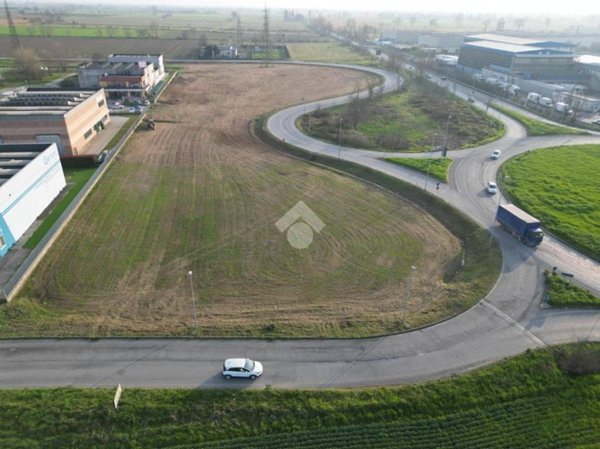 terreno in vendita a Bassano Bresciano