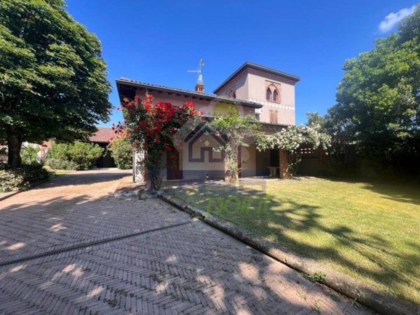 casa indipendente in vendita a Bassano Bresciano