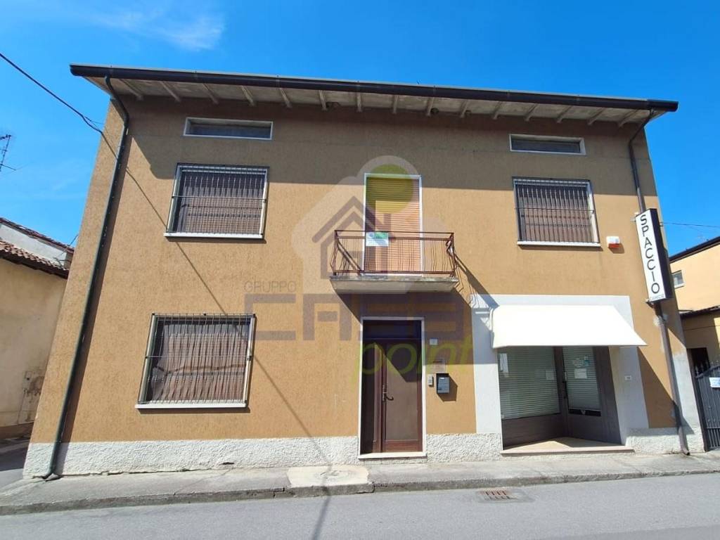 casa indipendente in vendita a Bassano Bresciano