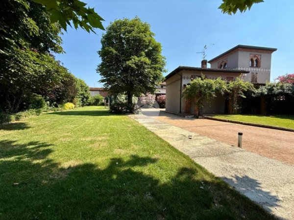 casa indipendente in vendita a Bassano Bresciano