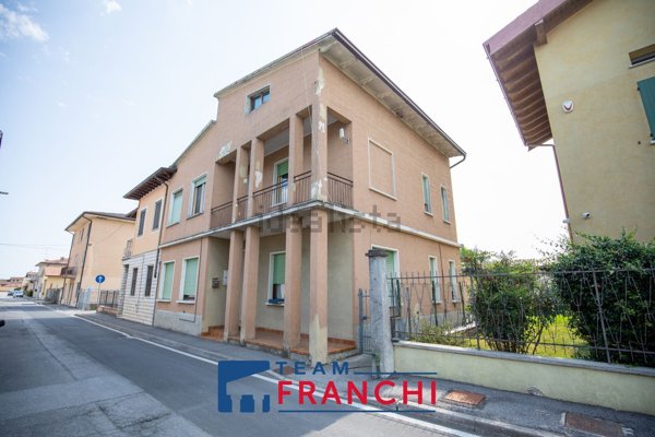 casa indipendente in vendita a Bassano Bresciano