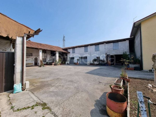casa indipendente in vendita a Bedizzole in zona Monteroseo