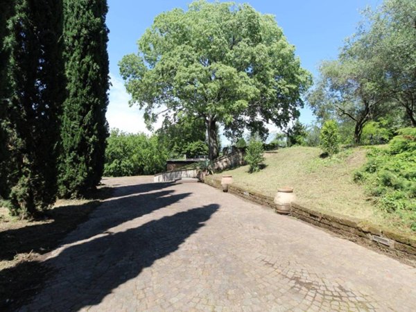 casa indipendente in vendita a Bedizzole in zona Piazza