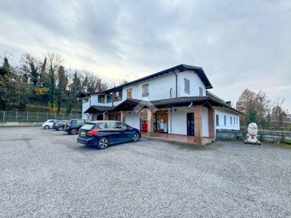 locale commerciale in vendita a Bedizzole in zona Campagnola