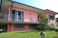 casa indipendente in vendita a Bedizzole in zona Piazza