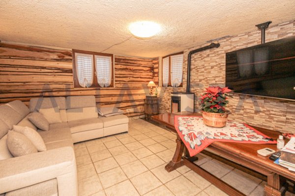 casa indipendente in vendita a Bedizzole in zona Piazza