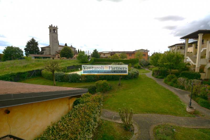 appartamento in vendita a Bedizzole in zona Macesina
