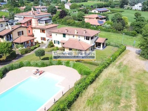 appartamento in vendita a Bedizzole in zona Macesina