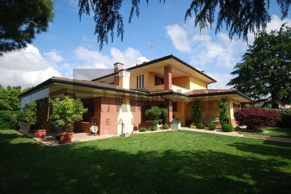 casa indipendente in vendita a Bedizzole