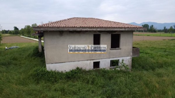 casa indipendente in vendita a Bedizzole in zona Piazza