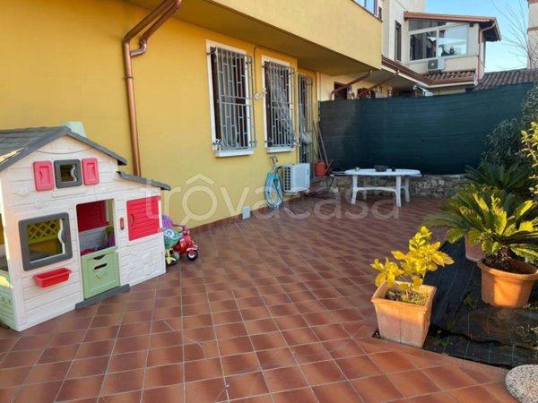 casa indipendente in vendita a Bedizzole in zona Piazza