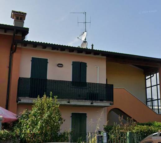 casa indipendente in vendita a Bedizzole in zona Piazza