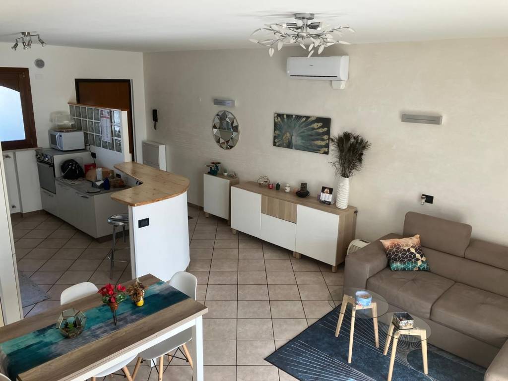 appartamento in vendita a Bedizzole in zona Piazza