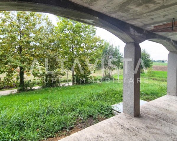 casa indipendente in vendita a Bedizzole in zona San Vito