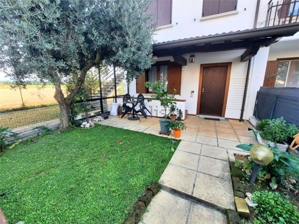 appartamento in vendita a Bedizzole in zona Piazza