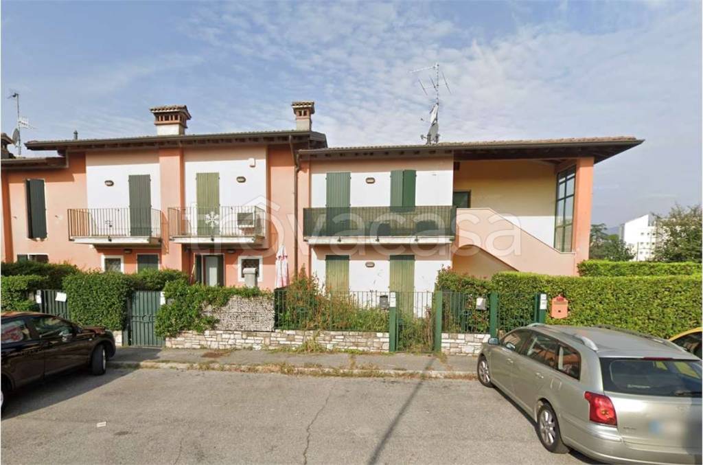 appartamento in vendita a Bedizzole in zona Piazza