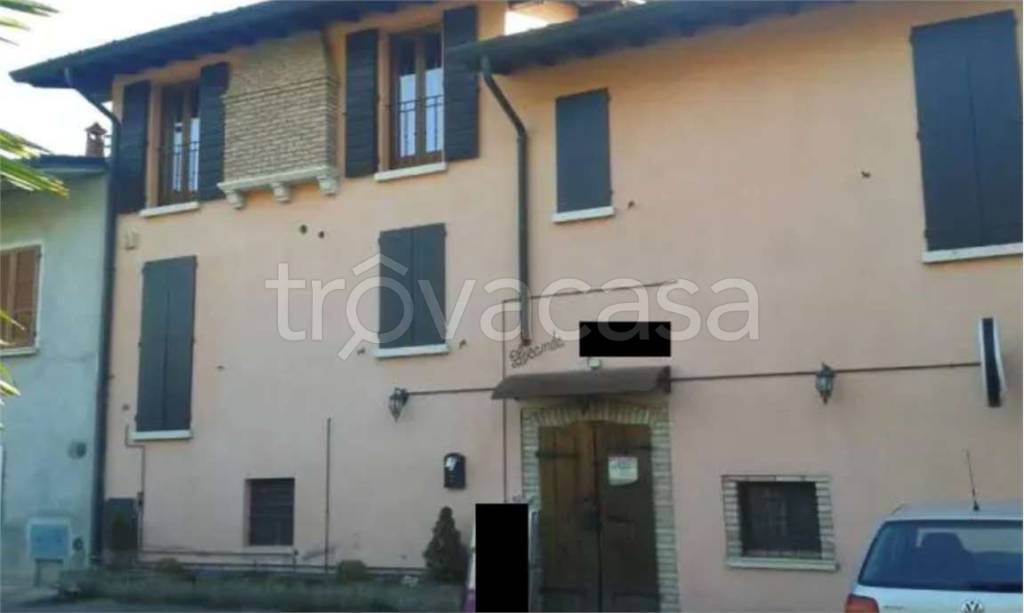 casa indipendente in vendita a Bedizzole in zona Piazza