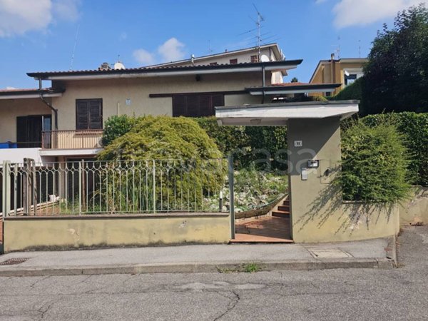 casa indipendente in vendita a Bedizzole in zona Piazza