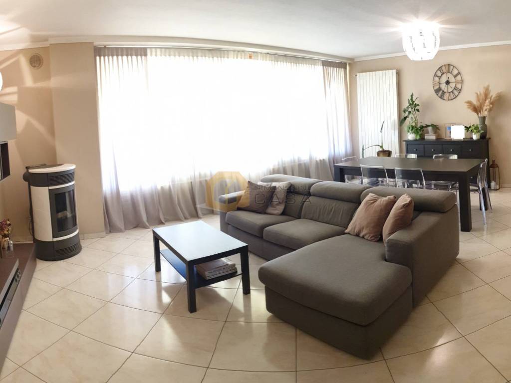 casa indipendente in vendita a Bedizzole in zona Piazza