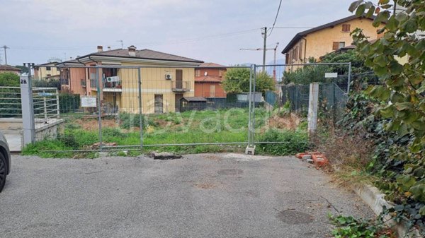 terreno edificabile in vendita a Bedizzole in zona Piazza