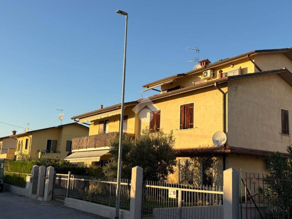 appartamento in vendita a Bedizzole in zona Piazza