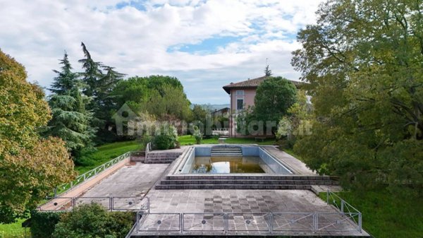 casa indipendente in vendita a Bedizzole in zona Piazza