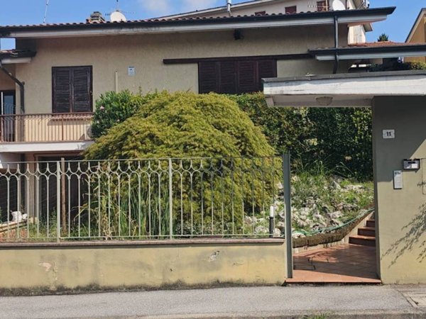 casa indipendente in vendita a Bedizzole in zona Piazza