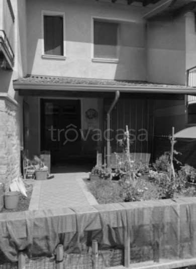 casa indipendente in vendita a Bedizzole in zona Piazza