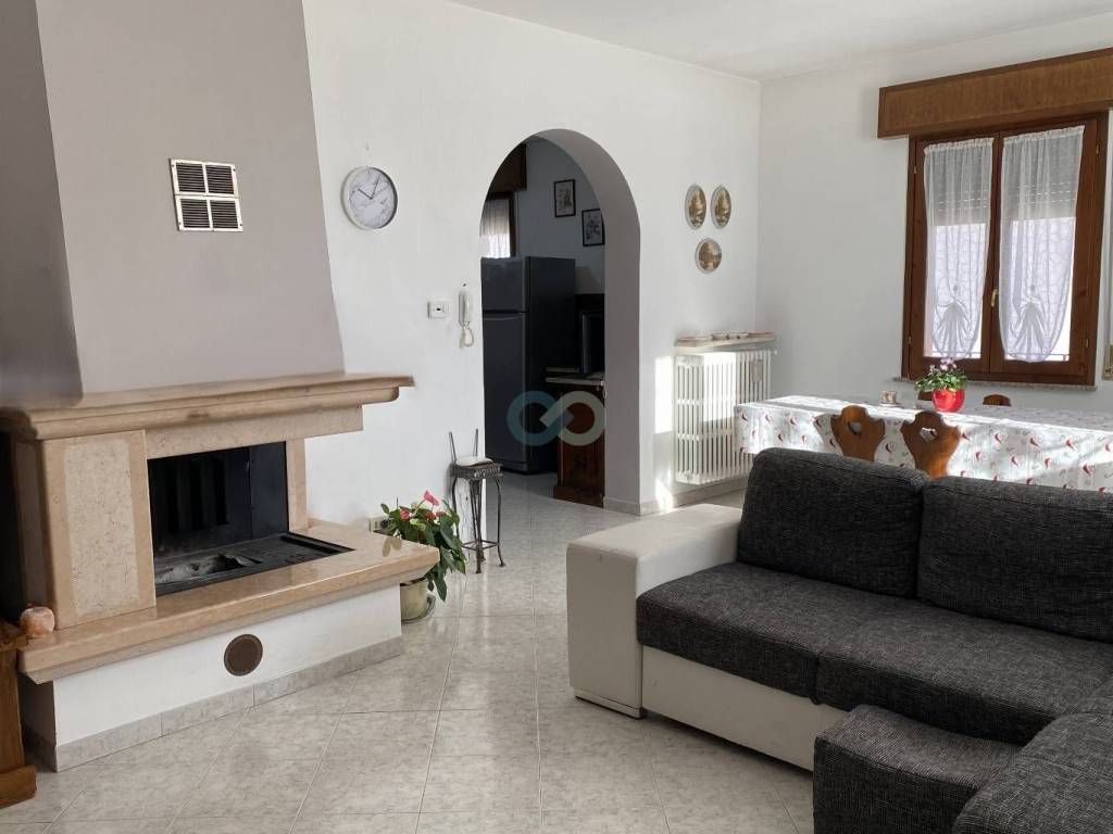 appartamento in vendita a Bedizzole in zona Piazza