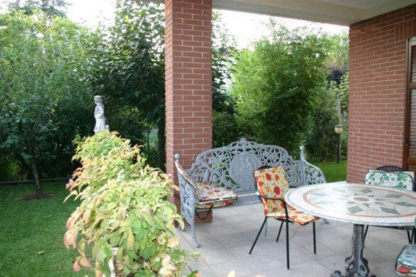 casa indipendente in vendita a Bedizzole in zona Piazza