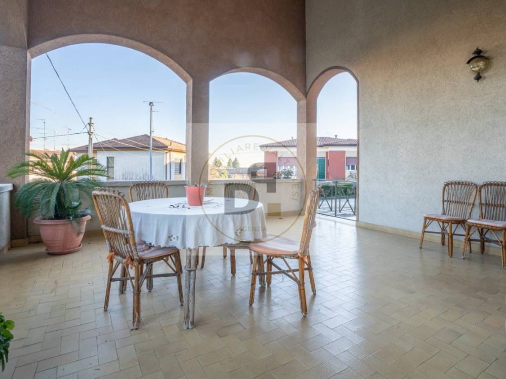 casa indipendente in vendita a Bedizzole in zona Piazza