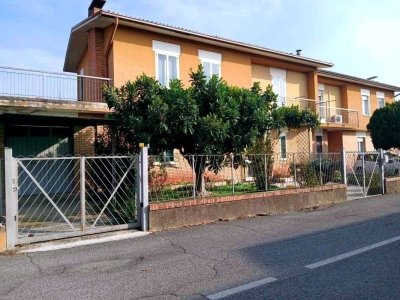 casa indipendente in vendita a Bedizzole in zona Piazza