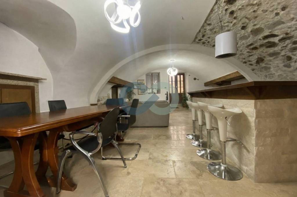 casa indipendente in vendita a Bedizzole in zona Piazza