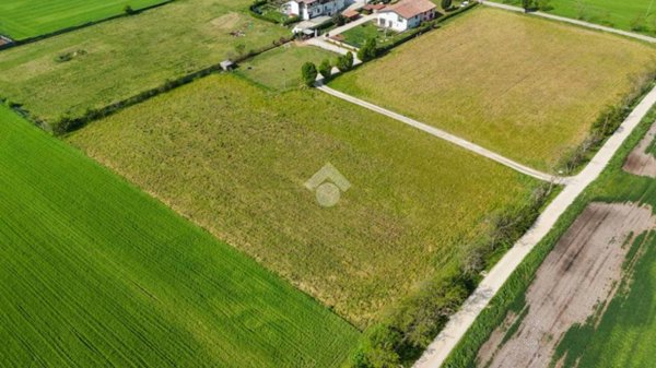 terreno agricolo in vendita a Bedizzole in zona Piazza