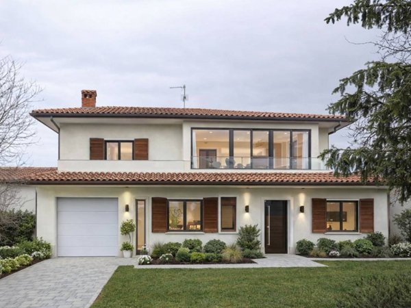 casa indipendente in vendita a Bedizzole in zona Piazza